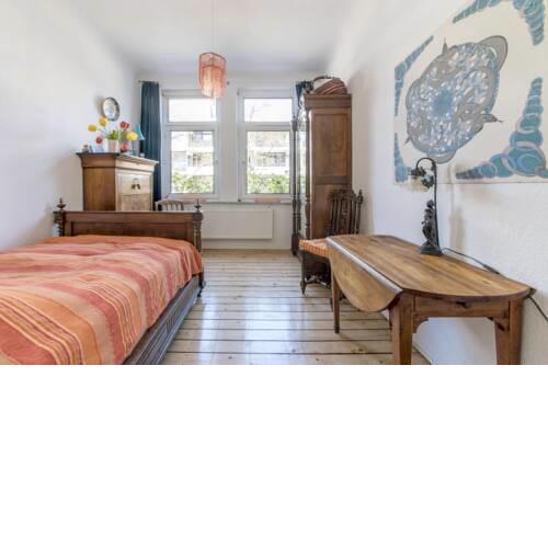 ID 5635 - Private Rooms