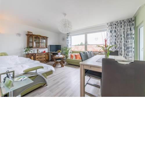 ID 6056 | Private Apartment