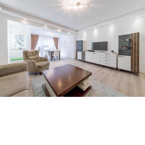 ID 6209 | Private House