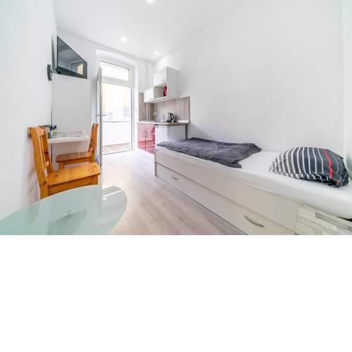 ID 6873 | Private Apartment