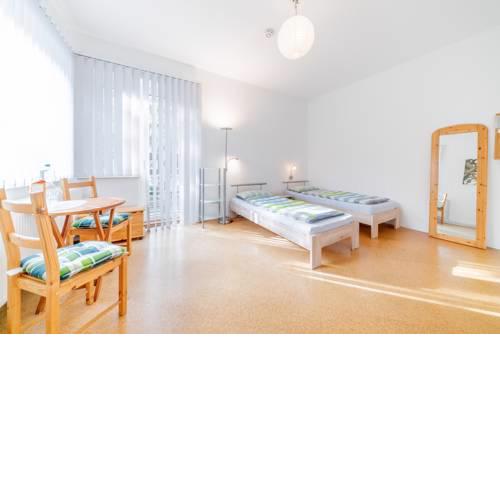 ID 6895 - Private Rooms