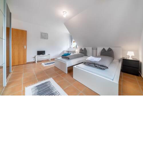 ID 6997 - Private Rooms