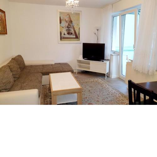 ID 7011 - Private Apartment