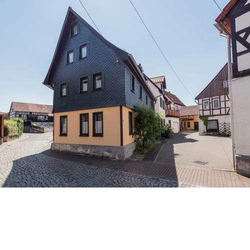 Ideal apartment in Wurtha- Farnroda Thuringia, with barbecue