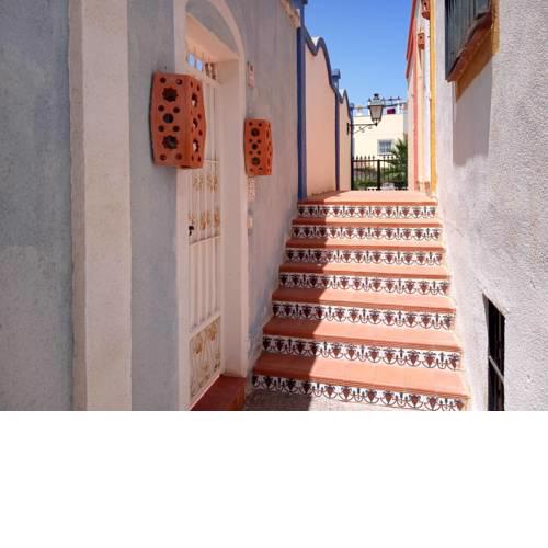 Ideal couple, small house with terrace, Bbq and area Pool