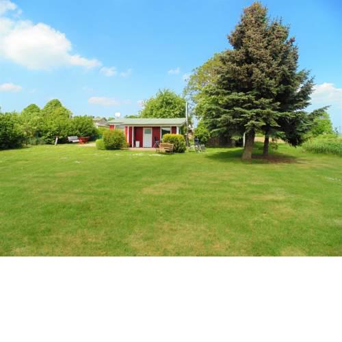 Idyllic Bungalow in Damshagen near Baltic Sea