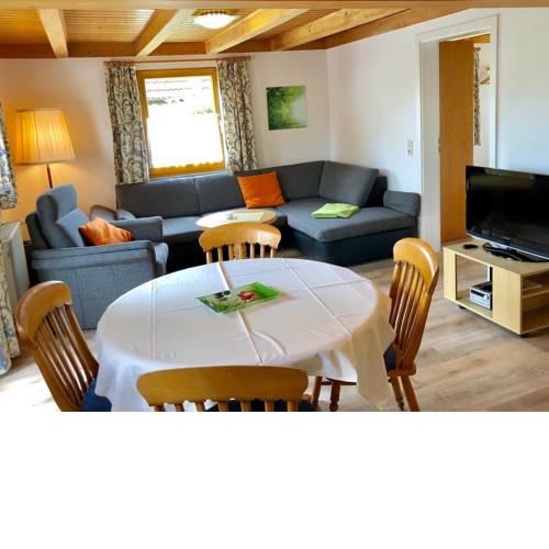 Idyllisch Wohnen mit Balkon & perfekter Anbindung (Wohnung 5) - [#116832]
