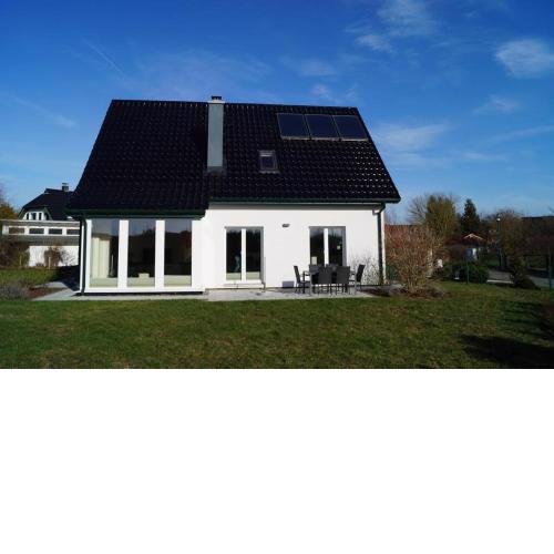 Idyllisches Haus an der Ostsee