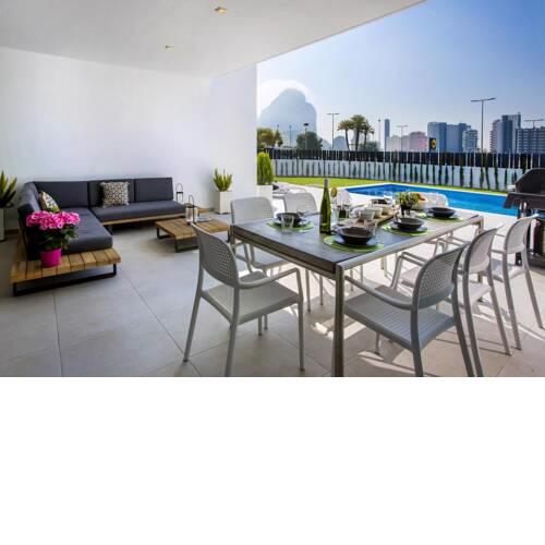 Ifac Villa Sleeps 6 with Pool Air Con and Free WiFi