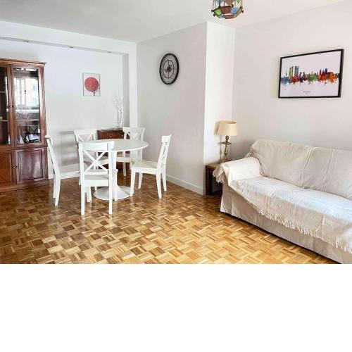 IFEMA and AIRPORT 3-Bed Apartment in Madrid