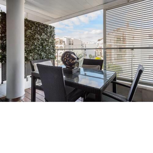 Ikebana Luxury Apartment