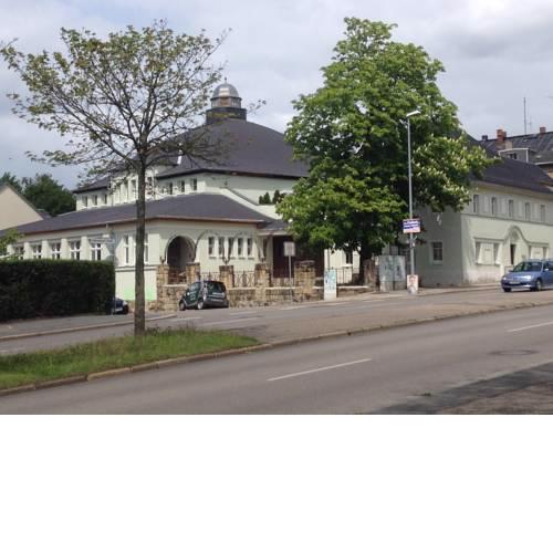 Im Ballhaus Neuhilbersdorf