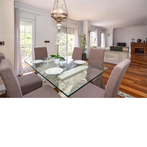 Impresionantes Vistas al Castillo - Apartment Holidays BYF