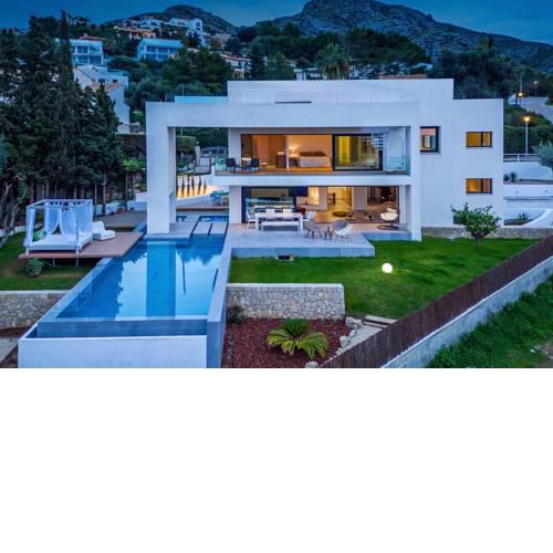 Impressive New Built Villa with Sea Views