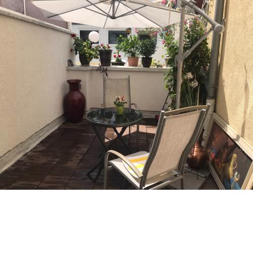 In City mit Terrasse