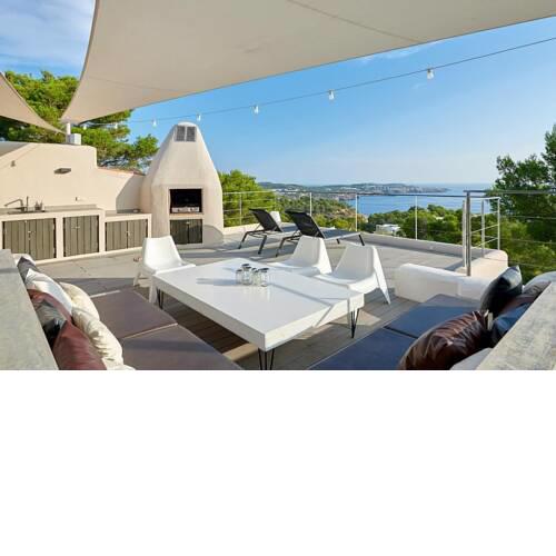 Incredible 5 Bedroom Villa with Pool