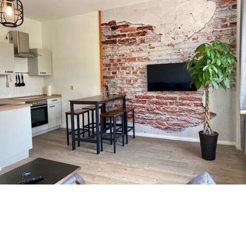 Industry - Appartement mit Balkon