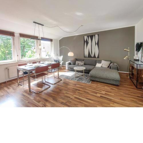 INIKAMA: Designer Apartment im Grünen – Netflix