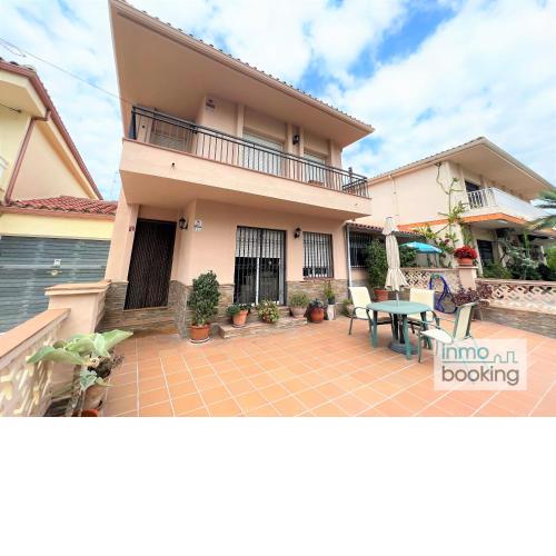 InmoBooking Only Family House Salou