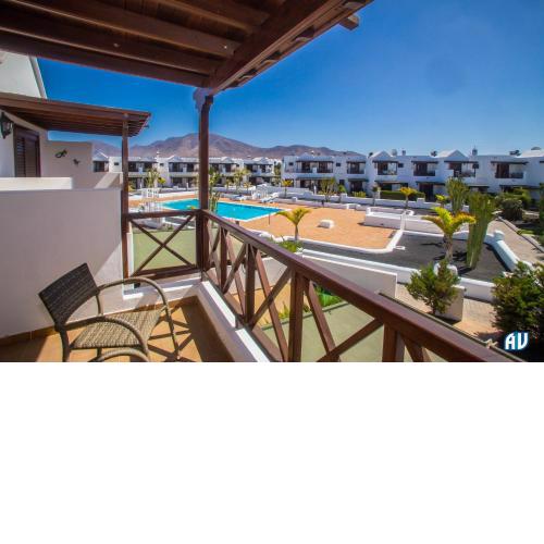 Inviting 2-Bed Apartment in Playa Blanca