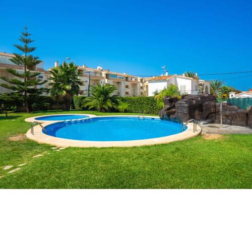 Inviting Holiday Home in Denia near Seabeach