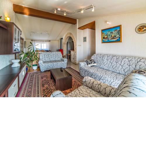 Irena's place A1