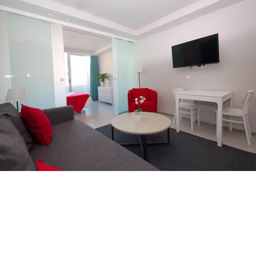 Iriarte 52 Apartments