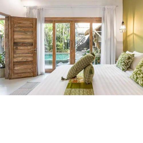 IRIS Luxury Private Villa Seminyak 2&3BR