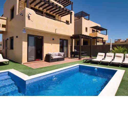 Island Golf Villas, Amarilla Golf and Country Club