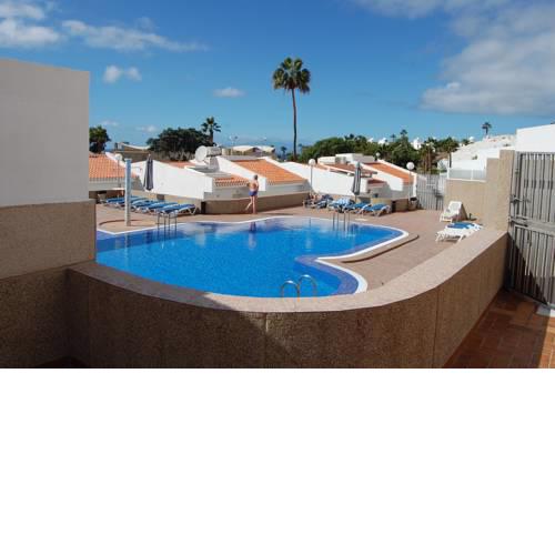 Island Village WiFi Pool 2