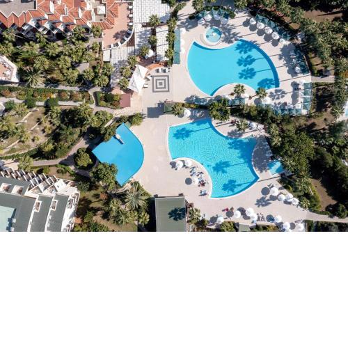 İz Flower Side Beach Hotel