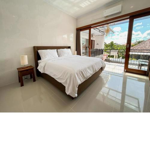 James Guest House