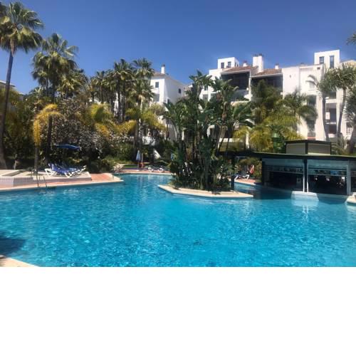 Jardines de las Golondrinas Elviria - Sea View Apartment