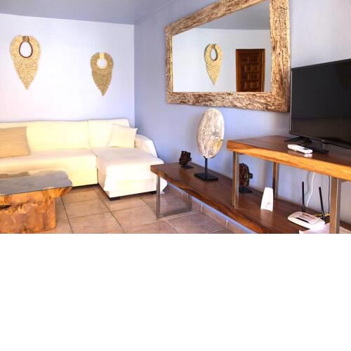 Jardines del Califa Rooms & Apartments