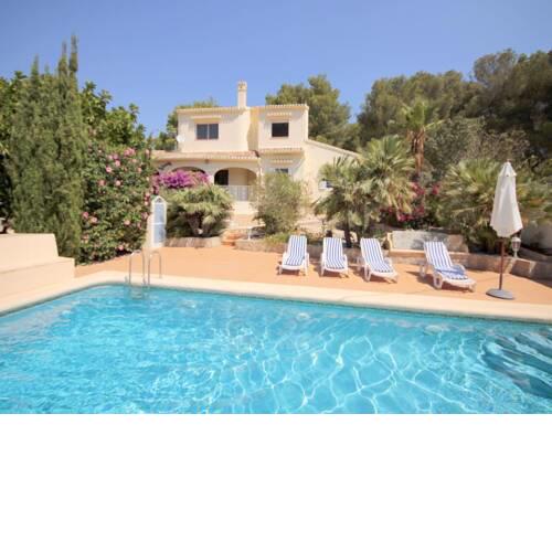 Javea Villa Sleeps 11 with Pool and WiFi