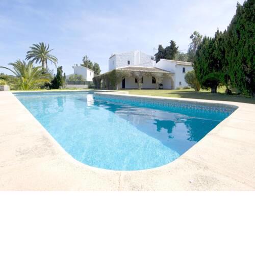 Javea Villa Sleeps 13 Pool
