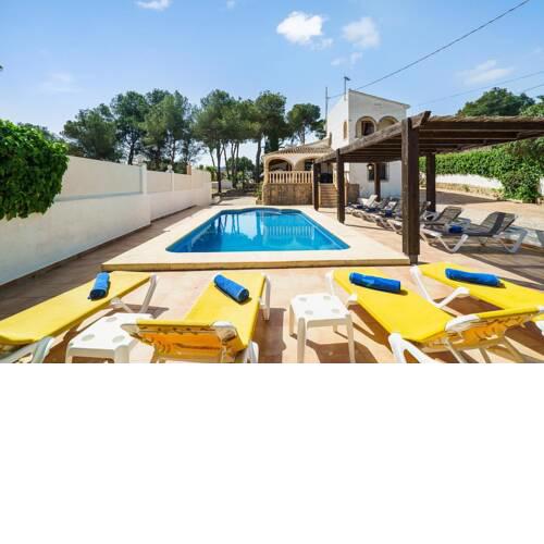 Javea Villa Sleeps 4 with Pool and Free WiFi