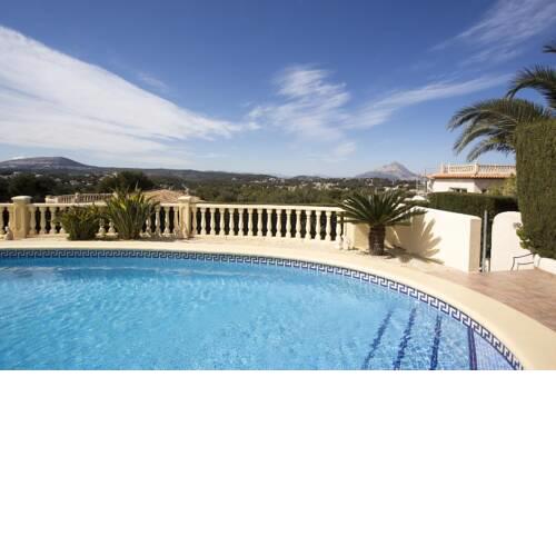 Javea Villa Sleeps 6 with Pool and Free WiFi