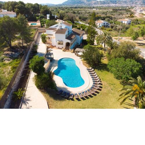 Javea Villa Sleeps 6 with Pool and WiFi
