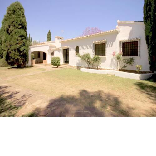 Javea Villa Sleeps 7 with Pool and WiFi
