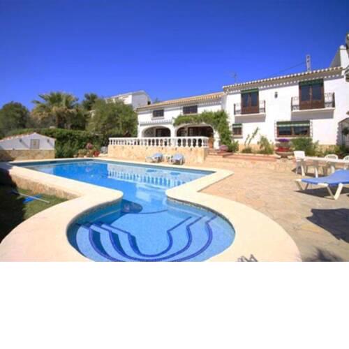 Javea Villa Sleeps 8 with Pool Air Con and WiFi