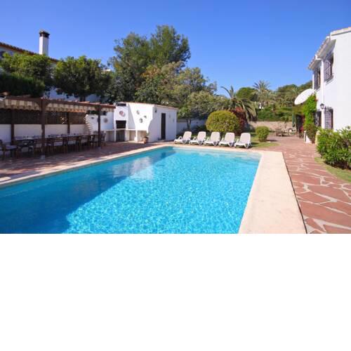 Javea Villa Sleeps 8 with Pool Air Con and WiFi