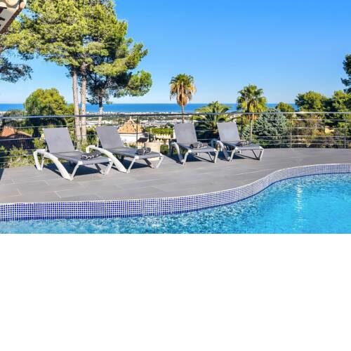 Jesus Pobre Villa Sleeps 4 with Pool Air Con and WiFi