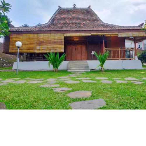 Joglo Kumpul Resort