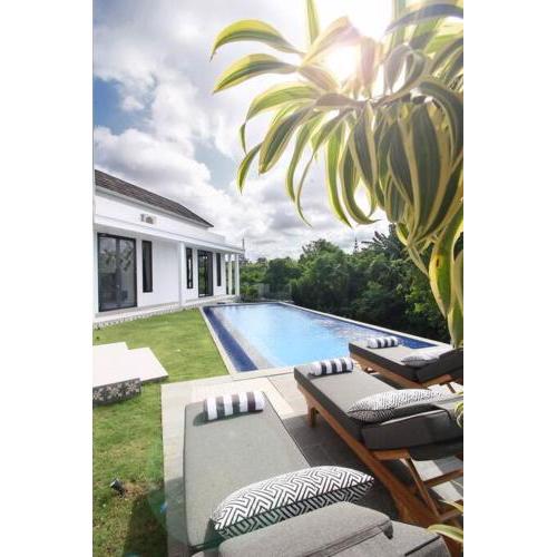 Jungle View 3 Bedroom Villa