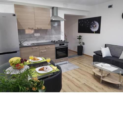 Jupiter-brand new apartment, near the sea