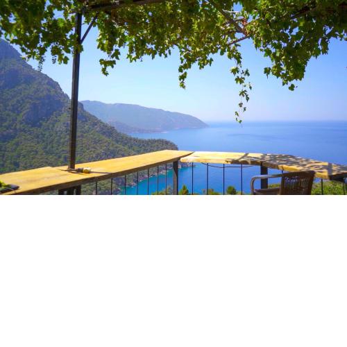Kabak Mamma's Pension Restaurant & Terrace Bar