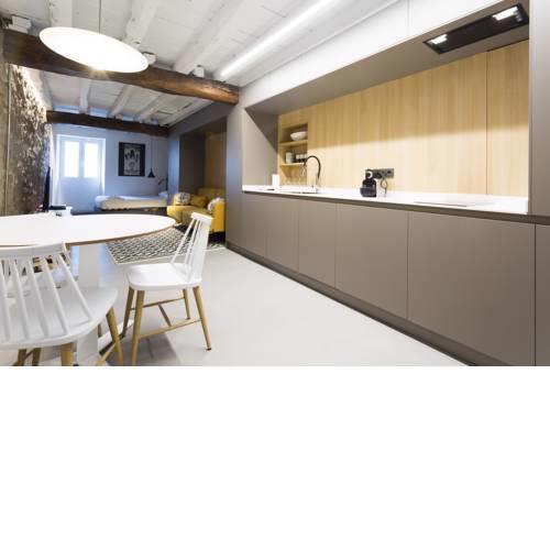 Kabia by Smiling Rentals