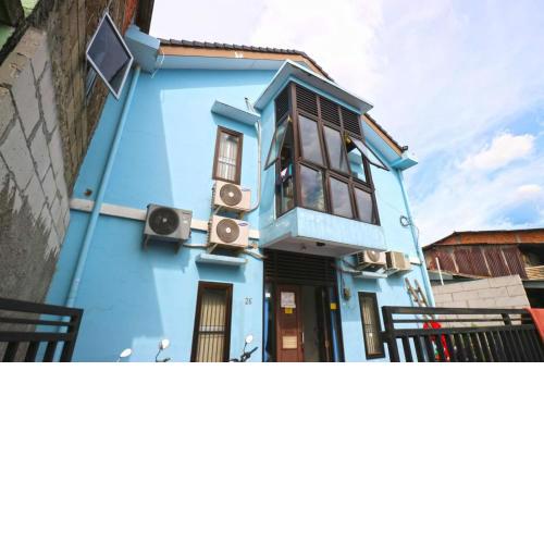 Kabin Kapsul Kayu Jati V Jakarta - Male Only