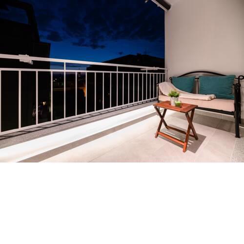 Kailani Luxury Apartment & Rooms With a Sunny Terrace Overlooking Central Zadar